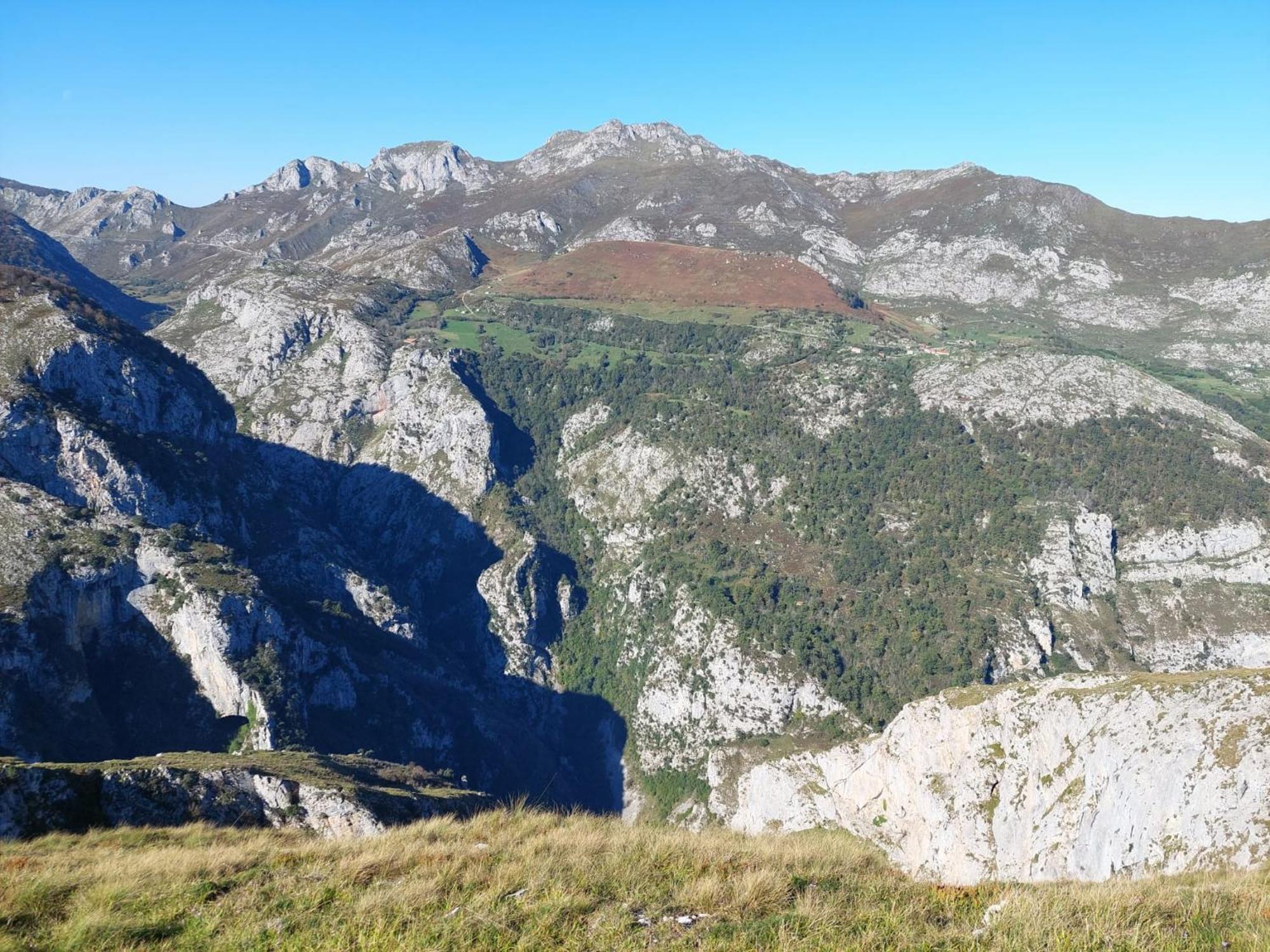 Hosteria Picos De Europa โปเตส ภายนอก รูปภาพ